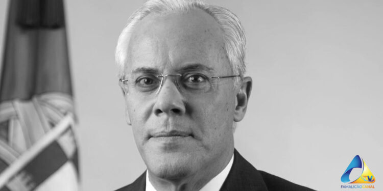 Morreu Miguel Macedo