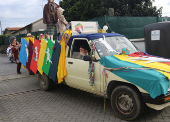 CARNAVAL NA U. F. CARREIRA E BENTE