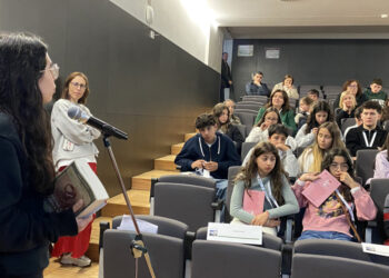 Camões estimula estudantes