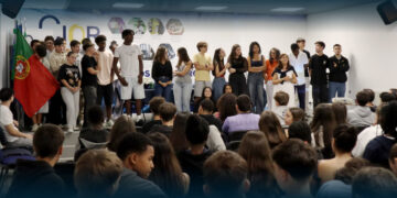 Da T-shirt ao Testemunho