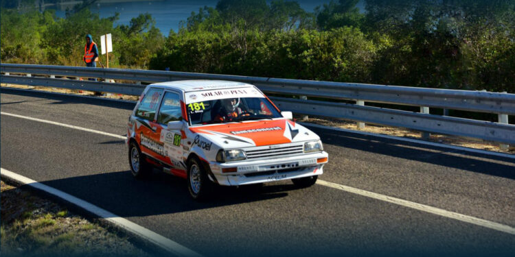 Tomás Pinto conquista pódio absoluto