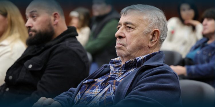 Oposição Trava Executivos em Bougado e Coronado