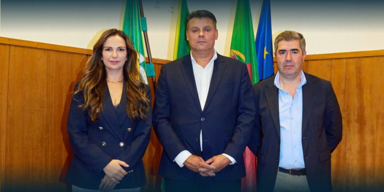 Manuel Serafim Tomou Posse