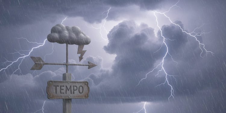 Tempo: Céu Limpo no Continente