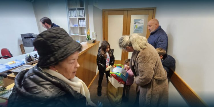 Autarquia de Avidos entrega presentes