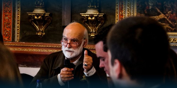 Seminário Internacional “Coroa e Cruz” em Braga