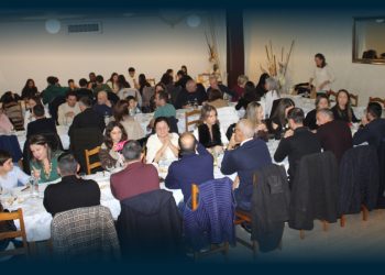 EARO Celebra Sucesso e União