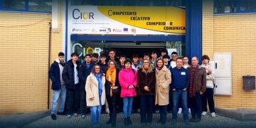 Alunos romenos realizam estágio