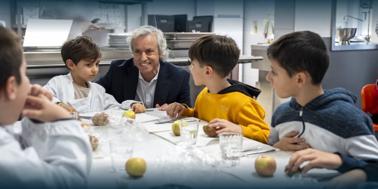 FAMALICÃO: Retoma Roteiro Escolar