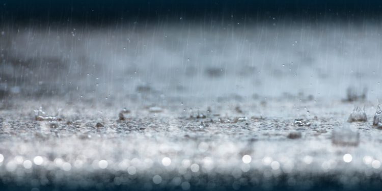 Precipitação intensa e formação de gelo no interior