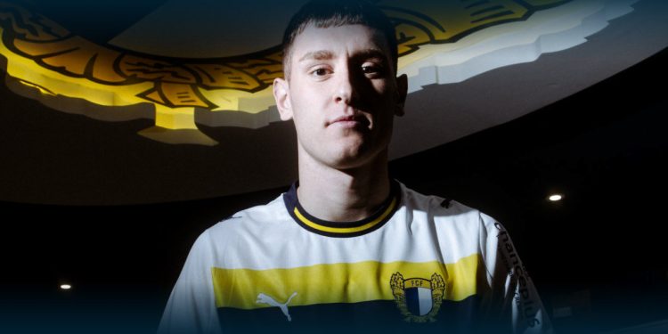 FC FAMALICÃO: REFORÇO PARA A DEFESA