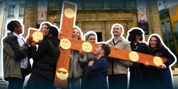 Fé e Reflexão: Via Sacra Universitária