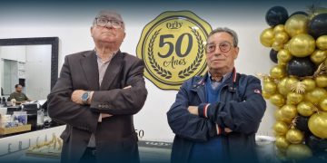 Orly Celebra 50 Anos a Cortar Cabelo e a Unir Gerações