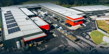 NHClima celebra 19 anos com inauguração da escultura