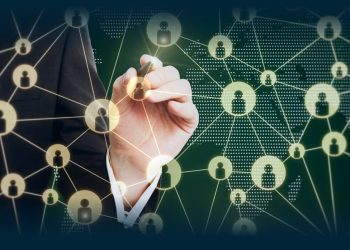 IL Famalicão critica duplicação de chefias na Câmara