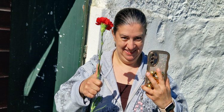 Liberdade com distribuição de cravos