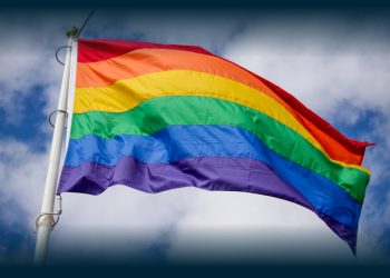 BE desafia Famalicão a hastear bandeira LGBTQIAP+