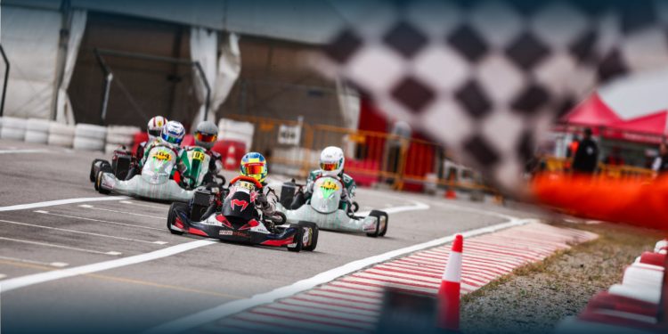 Irmãos Eduardo e Beatriz Costa no Rotax Max Challenge