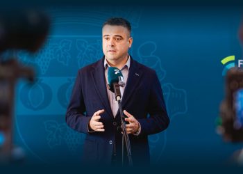 PS acusa maioria PSD/CDS-PP de “desrespeito institucional”