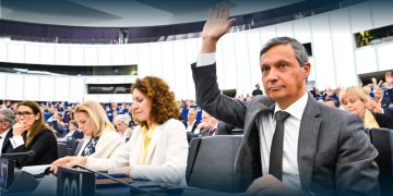 PE aprova fundo de inovação industrial