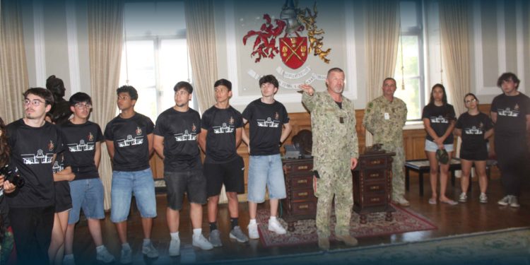 Jovens de Famalicão Vivem Experiência Imersiva no Regimento