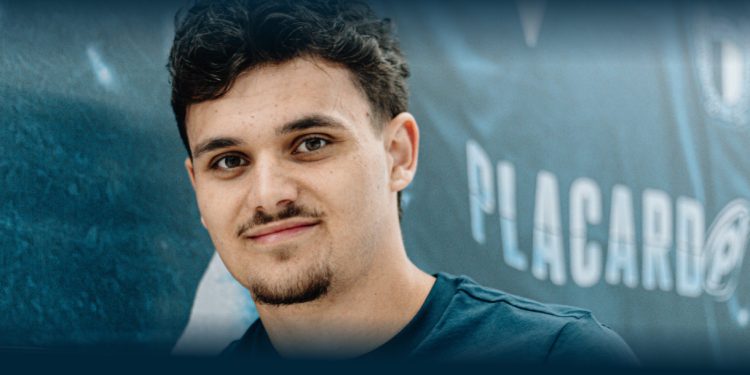 Leny Meyer reforça a defesa do FC Famalicão até 2030