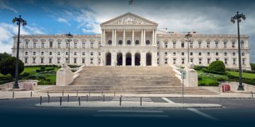 Legislação com Mais de Três Décadas