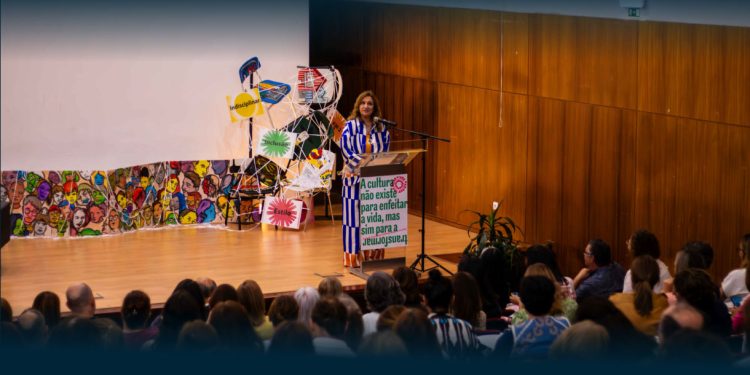 VILA VERDE: Debater a união entre Arte e Educação