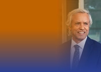 PSD fecha fileiras em torno de Mário Passos