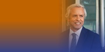 PSD fecha fileiras em torno de Mário Passos
