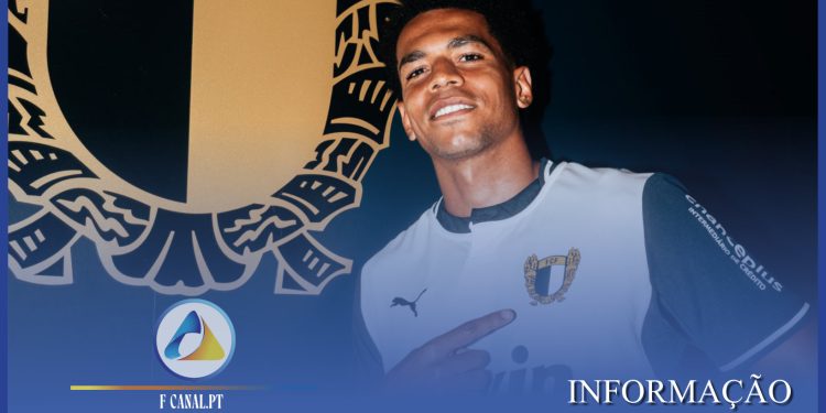 Víctor Rofino é reforço do FC Famalicão