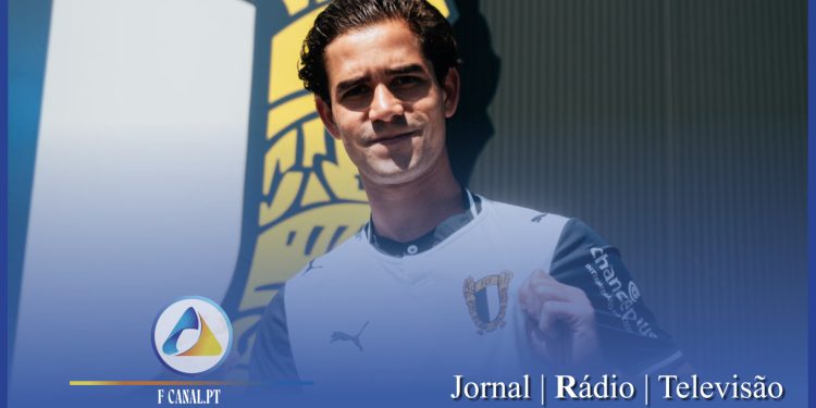 Patricio Salas é reforço do FC Famalicão