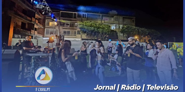 Música Eletrónica e Sunset na Apúlia