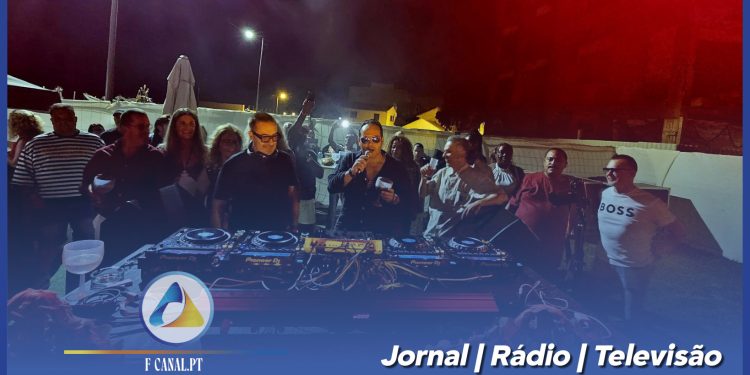 Música Eletrónica e Sunset na Apúlia
