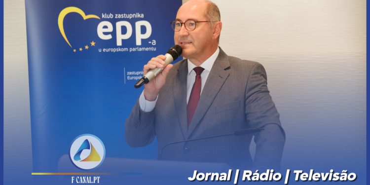 O futuro da rádio nos automóveis