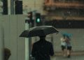 Céu nublado e chuva fraca a norte